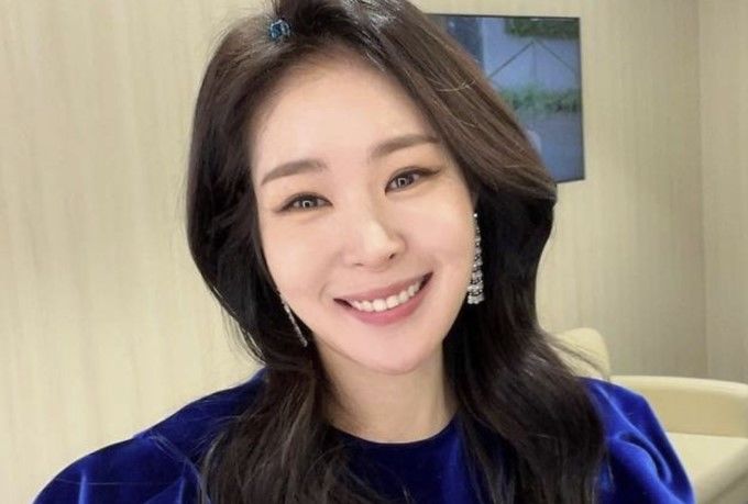 [서울=뉴시스]방송인 미자가 SK하이닉스를 매수했다며 근황을 전했다.(사진=미자 인스타그램 캡처)2026.08.06.