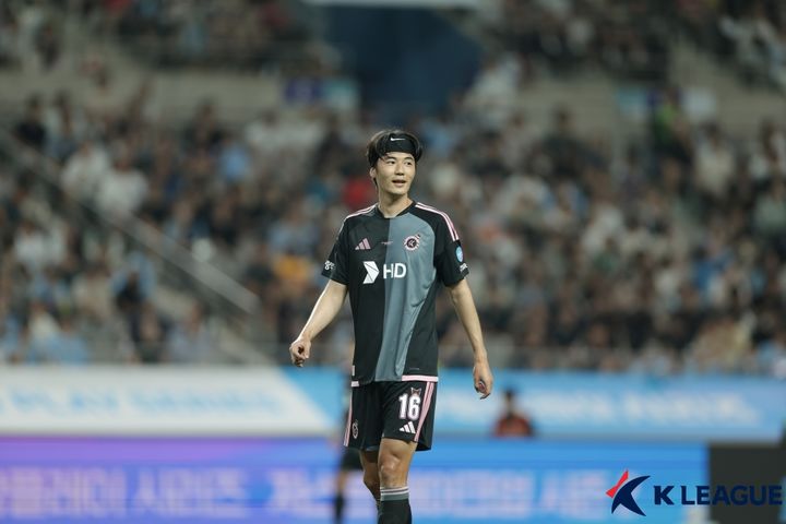 [서울=뉴시스]팀 K리그 기성용. (사진=한국프로축구연맹 제공)