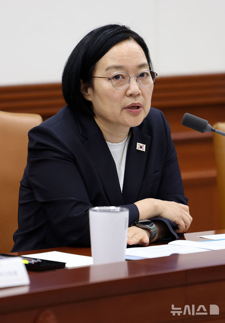 [서울=뉴시스] 김선웅 기자 = 한성숙 국무총리가 6일 서울 종로구 정부서울청사에서 열린 제12회 국가정책조정회의에서 모두발언을 하고 있다. 2026.08.06. mangusta@newsis.com