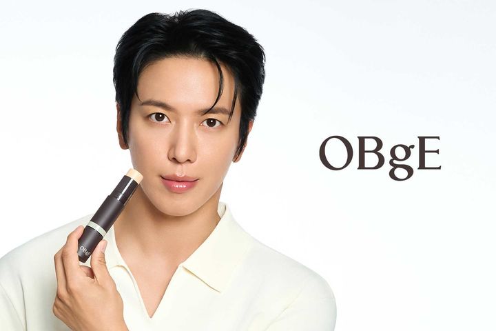 [서울=뉴시스] 오브제(OBgE), 홍콩 공식 모델로 씨엔블루 리더・배우 정용화 발탁 (사진=어댑트 제공) 2026.08.08. photo@newsis.com *재판매 및 DB 금지