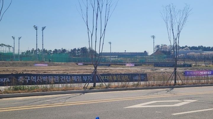 [천안=뉴시스] 최영민 기자=천안시 입장면 가산리 코리아풋볼파크 내 자리한 천안 축구역사박물관 예정부지(올해 4월 촬영). 2026.08.07 ymchoi@newsis.com *재판매 및 DB 금지