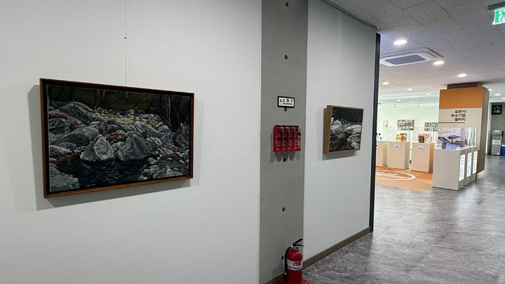 [김천=뉴시스] 기억을 걷는 시간 기획전. (사진=김천시 제공) 2026.08.09 photo@newsis.com *재판매 및 DB 금지