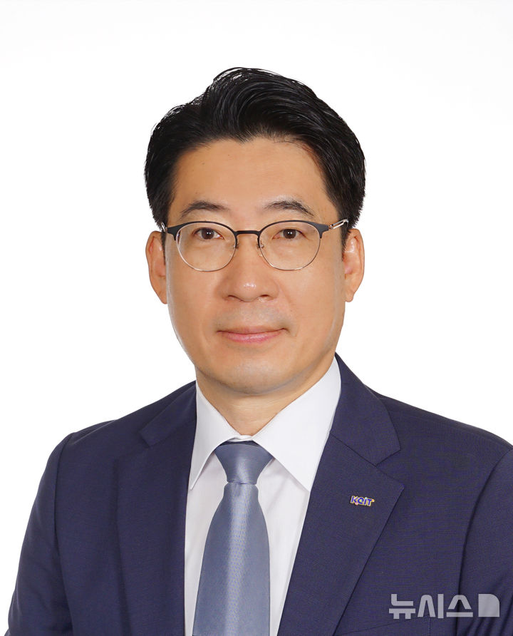 [세종=뉴시스]이용필 한국산업기술기획평가원(KEIT) 제6대 원장.(사진=산기평 제공)