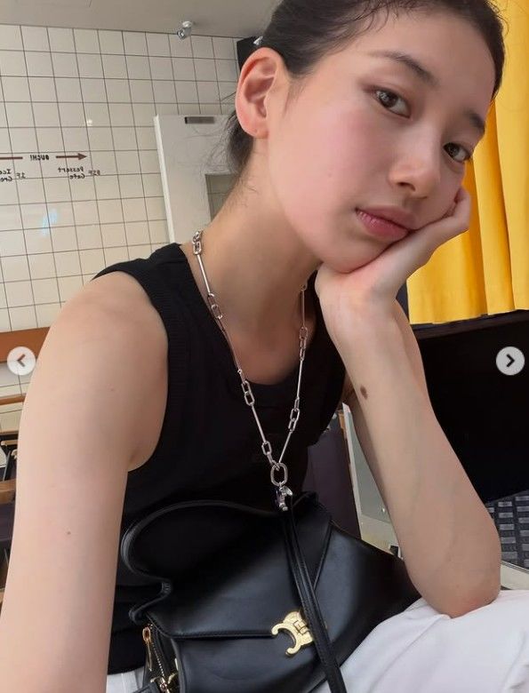 [서울=뉴시스] 수지 (사진= 수지 SNS 캡처 ) 2026.08.11. photo@newsis.com *재판매 및 DB 금지