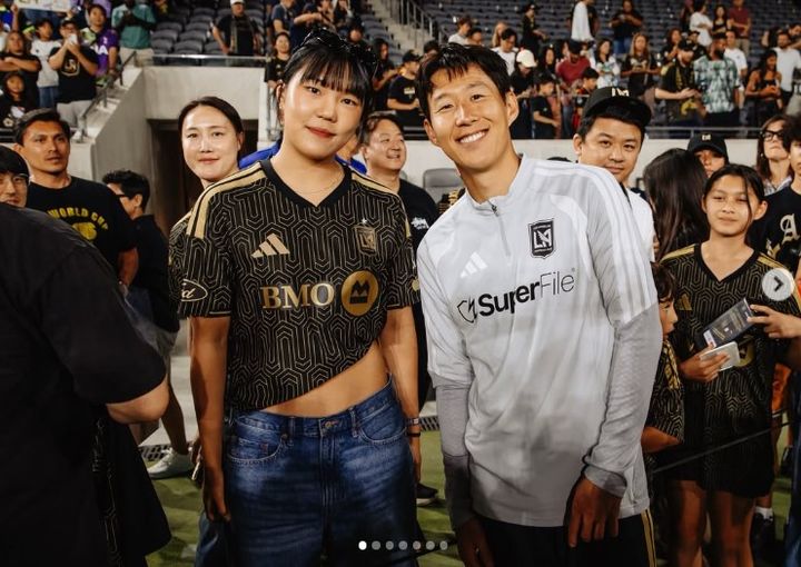 [서울=뉴시스] 미국여자프로농구(WNBA) 로스앤젤레스(LA) 스파크스의 박지현과 미국 프로축구 메이저리그사커(MLS) LAFC의 손흥민. (사진=박지현 SNS 캡처) photo@newsis.com *재판매 및 DB 금지