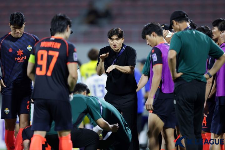 [서울=뉴시스]K리그1 강원, 감바 오사카에 져 ACLE 본선 진출 실패. (사진=한국프로축구연맹 제공)
