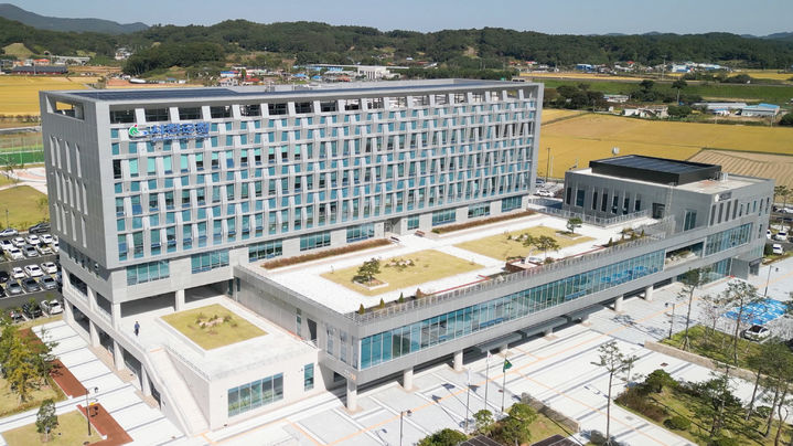 [서천=뉴시스] 서천군청사 전경. *재판매 및 DB 금지