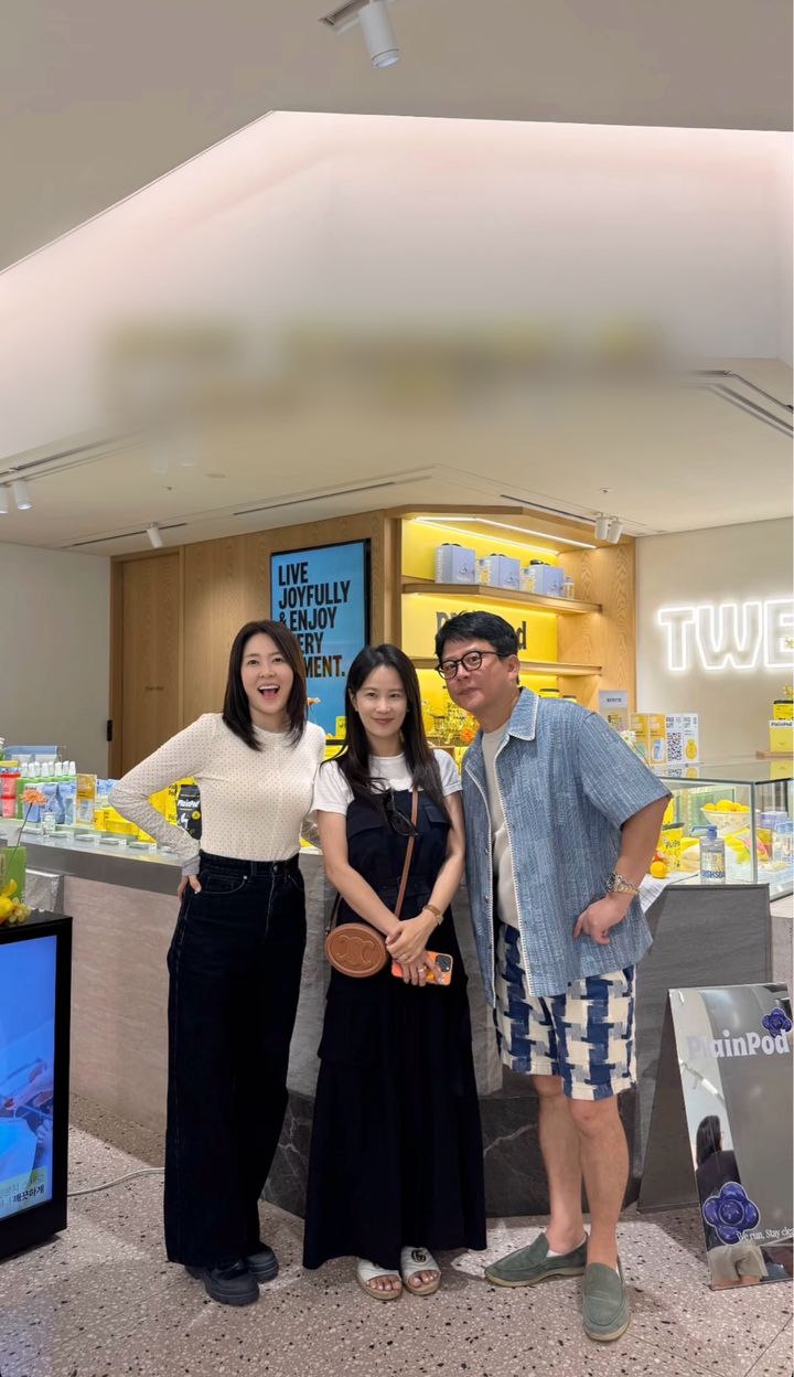 [서울=뉴시스] 김지민·김미진·김준호 (사진= 김지민 SNS 캡처 ) 2026.08.12. photo@newsis.com *재판매 및 DB 금지