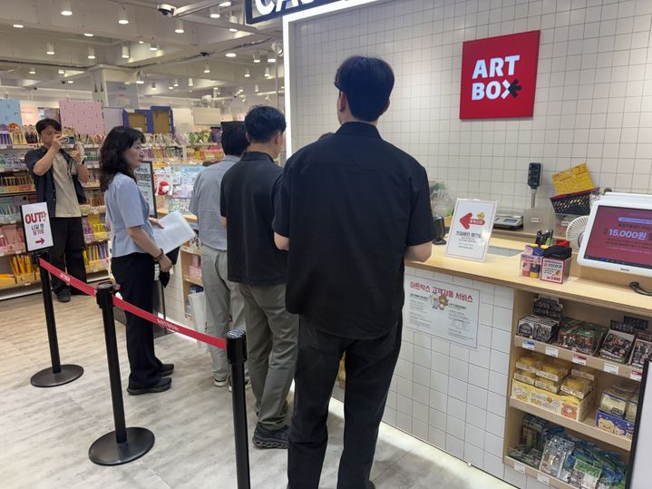 창원시, 폭염 속 '개문냉방' 상가 합동 점검