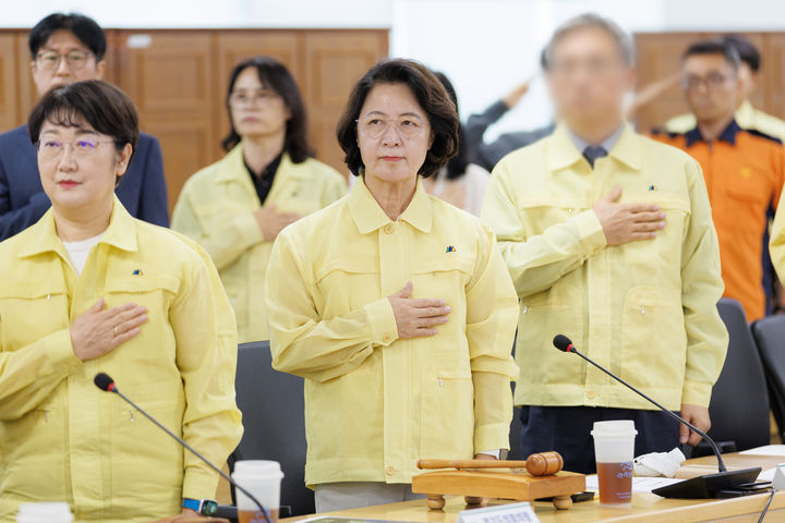 [수원=뉴시스] 추미애 경기도지사가 12일 을지훈련을 앞두고 열린 2026년 통합방위 협의회에 참석하고 있다. (사진=경기도 제공) 2026.08.12. photo@newsis.com *재판매 및 DB 금지