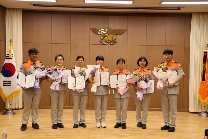 [전남광주=뉴시스] 전남광주소방본부 광주권역부본부는 '2026년 의용소방대 자체 강의경연대회' 수상자들. (사진=전남광주시 제공) 2026.08.13. photo@newsis.com *재판매 및 DB 금지