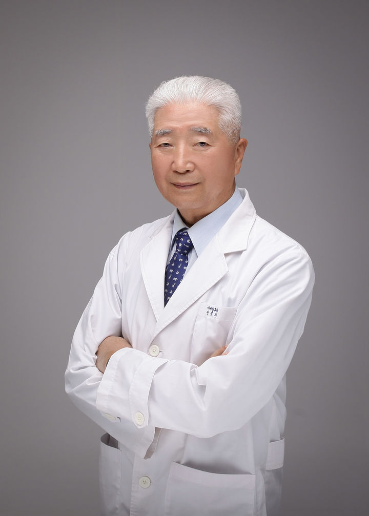 [천안=뉴시스] 송승화 기자 = 안서동 슈바이처 이정구 단국대학교 교수.(사진=단국대학교). 2026.08.13. photo@newsis.com. *재판매 및 DB 금지