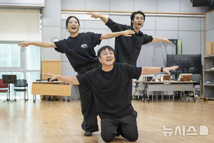 [서울=뉴시스]국립창극단 '귀토'의 주인공 '토자' 역의 김수인. (사진=국립극장 제공) 
