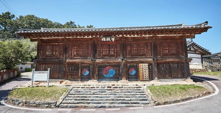 [서울=뉴시스] 청양 정산향교 청아루 (사진=국가유산청 제공) 2026.08.14. photo@newsis.com *재판매 및 DB 금지