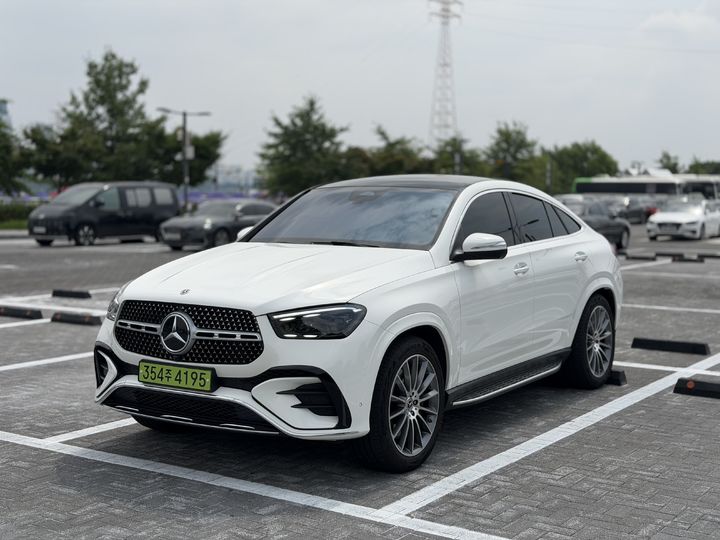 [서울=뉴시스] 김민성 기자 = 메르세데스-벤츠 GLE 4MATIC 쿠페 AMG' 외관 모습. kms@newsis.com. *재판매 및 DB 금지