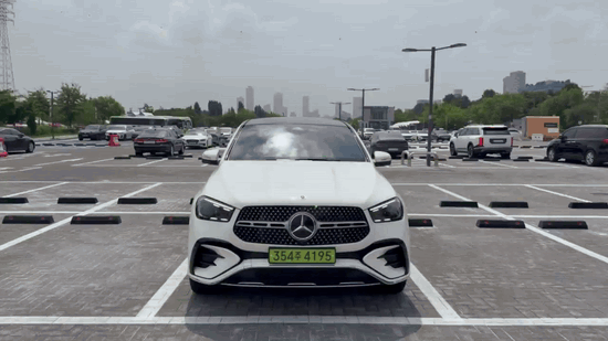 [서울=뉴시스] 김민성 기자 = 메르세데스-벤츠 GLE 4MATIC 쿠페 AMG' 외관 모습. kms@newsis.com. *재판매 및 DB 금지