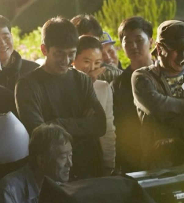 안판석 추모한 김희애 "내 연기 인정해줘…존경한다"