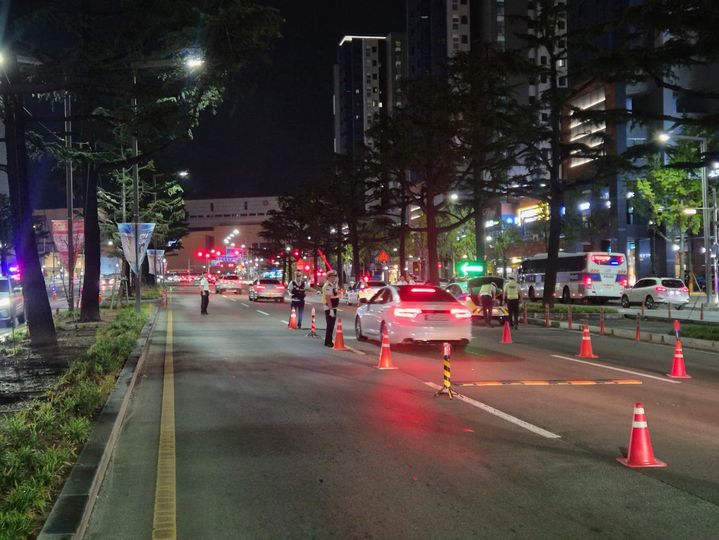 *재판매 및 DB 금지