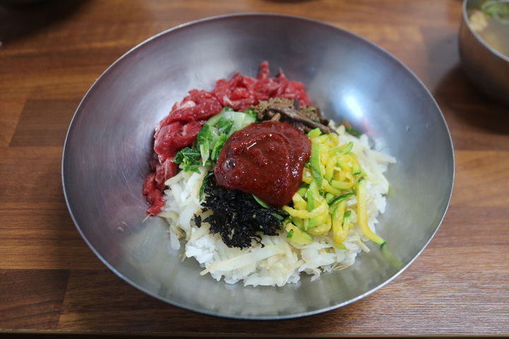 [서울=뉴시스] 진주비빔밥 (사진=국립민속박물관 제공) 2026.08.18. photo@newsis.com *재판매 및 DB 금지