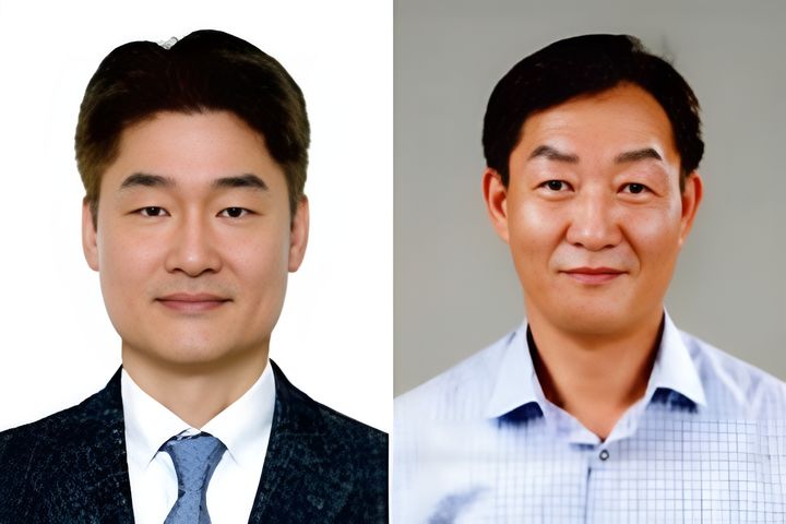 [수원=뉴시스] 이철우(사진 왼쪽) 경기도교육청 홍보기획관, 윤상현 경기도교육청 감사관. (사진=경기도교육청 제공) 2026.08.18. photo@newsis.com *재판매 및 DB 금지
