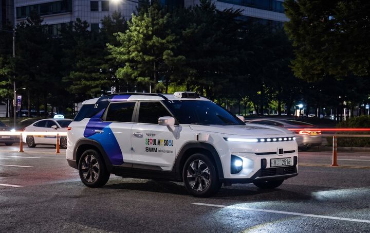 [서울=뉴시스] 강남 심야 자율주행택시 차량(에스더블유엠). (사진=서울시 제공) 2026.08.19. photo@newsis.com *재판매 및 DB 금지