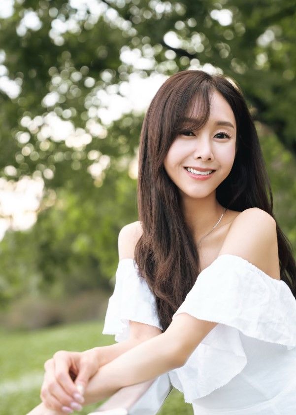 [서울=뉴시스] 지나. (사진=인스타그램) 2026.08.19. photo@newsis.com *재판매 및 DB 금지