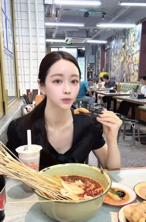 [서울=뉴시스] 홍수아 (사진=홍수아 SNS 캡처 ) 2026.08.19. photo@newsis.com *재판매 및 DB 금지