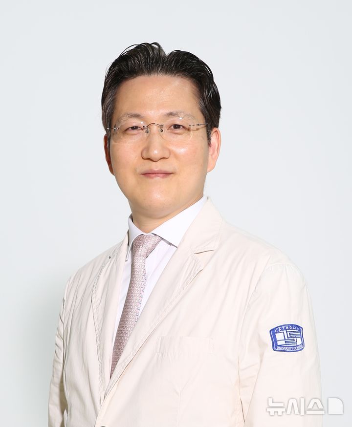 [서울=뉴시스] 곽승기 서울성모병원 류마티스내과 교수. (사진= 서울성모병원 제공)