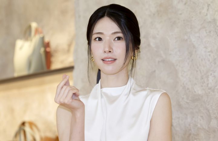 [서울=뉴시스] 김혜진 기자 = 배우 하영이 29일 오전 서울 강남구 폴렌느 서울에서 열린 아틀리에 오픈 기념 포토 행사에서 포즈를 취하고 있다. 2026.06.29. jini@newsis.com *재판매 및 DB 금지