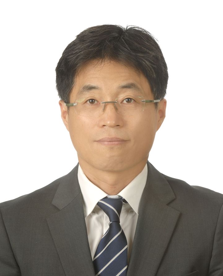 경남투자청장으로 내정된 이장희 전 코트라 무역관장. *재판매 및 DB 금지