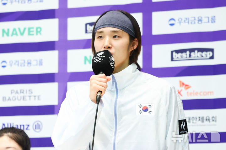 [진천=뉴시스] 황준선 기자 = 경영 김우민이 20일 오후 충북 진천 국가대표 선수촌에서 열린 2026 아이치·나고야 아시안게임 D-30 미디어 데이에서 발언하고 있다. 2026.08.20. hwang@newsis.com