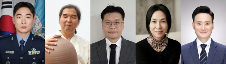 [청주=뉴시스] 왼쪽부터 박제홍, 이윤, 장용화, 채승연, 조수만씨. (사진=충북도 제공) photo@newsis.com *재판매 및 DB 금지