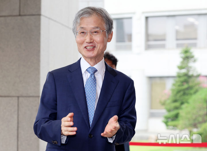 [서울=뉴시스] 조성우 기자 = 29일 서울 송파구 잠실야구장에서 열린 2026 KBO 리그 삼성 라이온즈와 두산 베어스의 경기, 2026.04.29. xconfind@newsis.com[서울=뉴시스] 조성우 기자 = 조희대 대법원장이 21일 오전 서울 서초구 대법원으로 출근하고 있다. 2026.08.21. xconfind@newsis.com