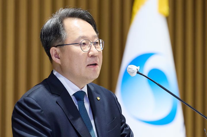 [서울=뉴시스] 권민수 한국은행 부총재가 지난달 21일 서울 중구 한국은행에서 열린 취임식에서 취임사를 하고 있다. (사진=한국은행 제공) 2026.08.21. photo@newsis.com *재판매 및 DB 금지