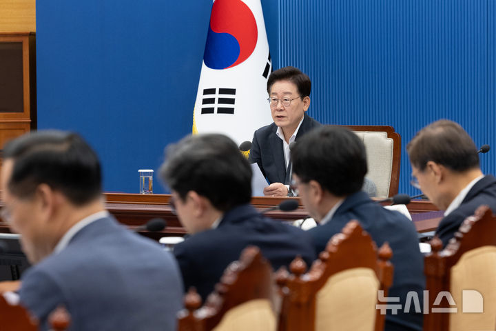 [서울=뉴시스] 김진아 기자= 이재명 대통령이 21일 청와대에서 열린 국민주권정부 제1차 반부패정책협의회에서 발언하고 있다. (청와대통신사진기자단) 2026.08.21. bluesoda@newsis.com