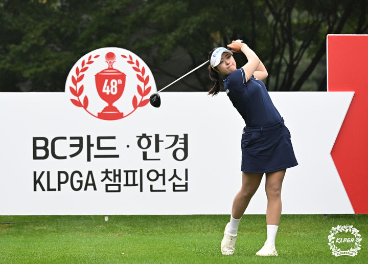[서울=뉴시스] 한국여자프로골프(KLPGA) 투어 BC카드·한경 제48회 KLPGA 챔피언십 3라운드 선두 서교림. (사진=KLPGA 제공) 2026.08.22. *재판매 및 DB 금지