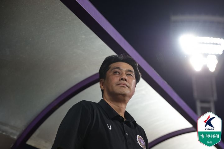 [서울=뉴시스]K리그1 안양 유병훈 감독. (사진=한국프로축구연맹 제공)
