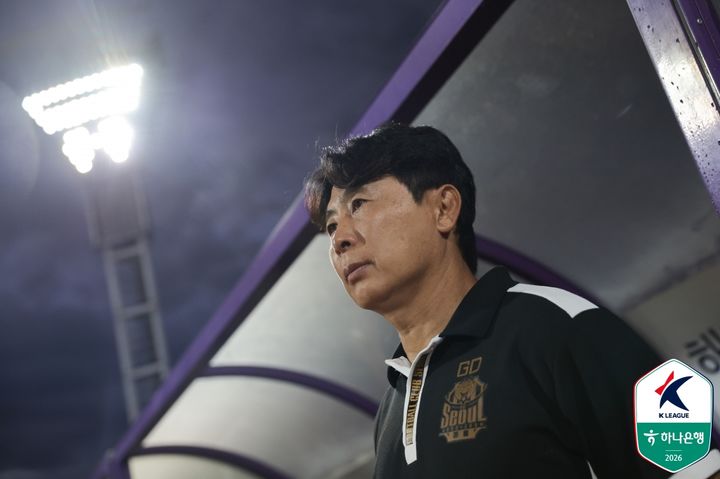 [안양=뉴시스]K리그1 FC안양 김기동 감독. (사진=한국프로축구연맹 제공)