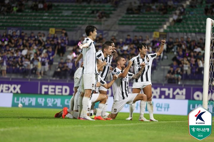 [안양=뉴시스]K리그1 서울, 안양과 연고지더비서 골 폭풍. (사진=한국프로축구연맹 제공)