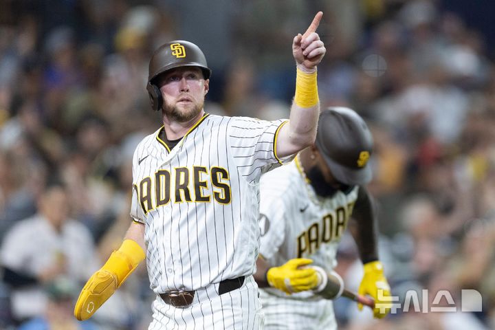 [샌디에이고=AP/뉴시스] 메이저리그(MLB) 샌디에이고 파드리스의 제이크 크로넨워스. 2026.08.23