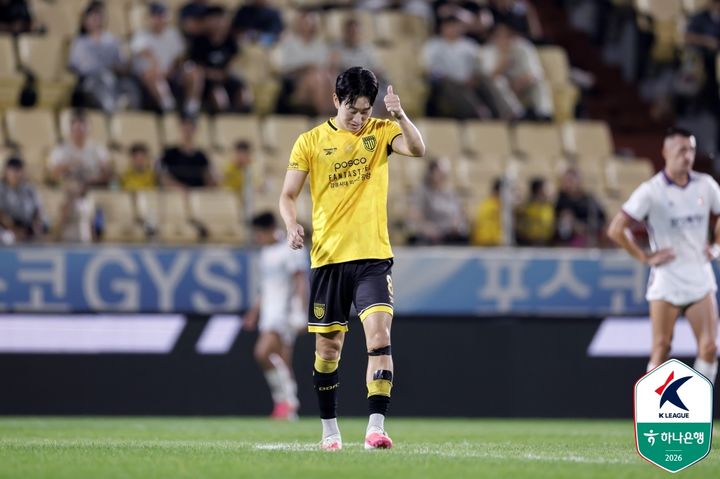 [서울=뉴시스] 프로축구 K리그2 전남드래곤즈의 박태용. (사진=한국프로축구연맹 제공) 2026.08.23. photo@newsis.com *재판매 및 DB 금지
