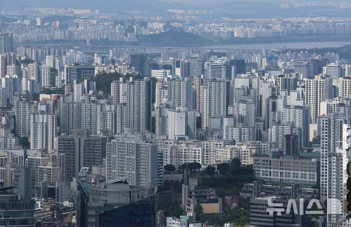 서울 외곽지역 아파트 가격 상승, 강남권은 하락