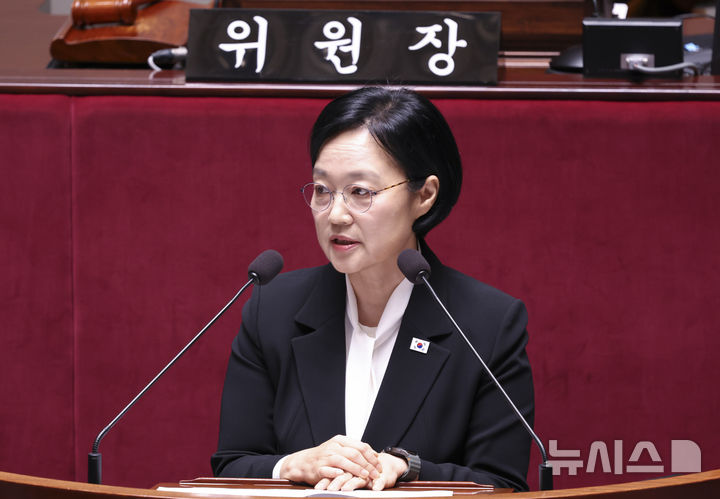 [서울=뉴시스] 김근수 기자 = 한성숙 국무총리가 24일 오전 서울 여의도 국회에서 열린 예산결산특별위원회에 참석해 발언하고 있다. 2026.08.24. ks@newsis.com