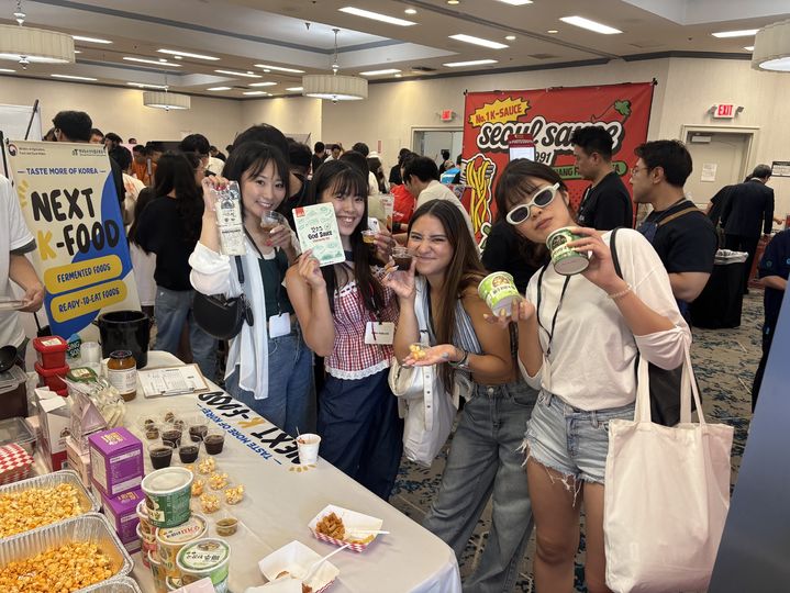 'Taste of Korea 2026' 행사장에 방문한 관람객들 (사진=aT 제공) photo@newsis.com *재판매 및 DB 금지