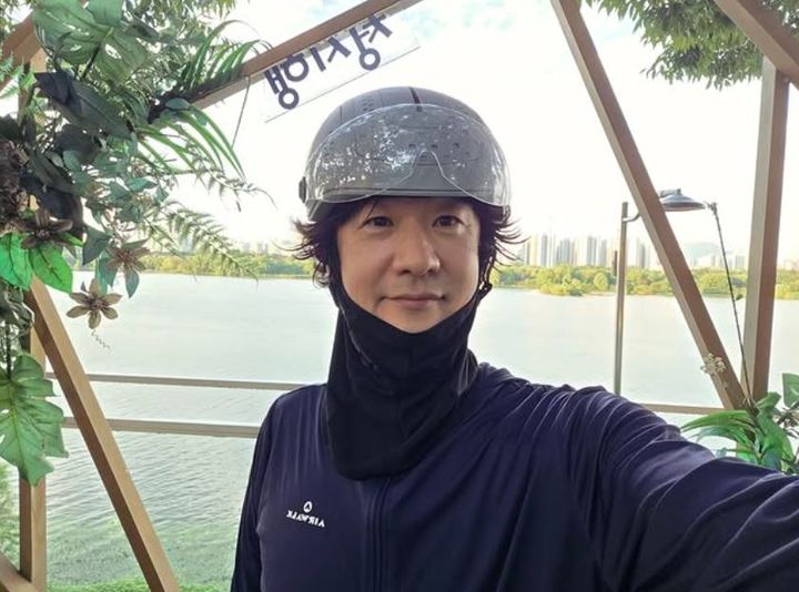 [서울=뉴시스] 제주도에서 실종 사건이 벌어져 우려가 커진 가운데, 의사 출신 방송인 홍혜걸이 '제주도에서 으슥한 곳을 혼자 지나가지 말라'고 당부했다. (사진=홍혜걸 인스타그램 캡처)