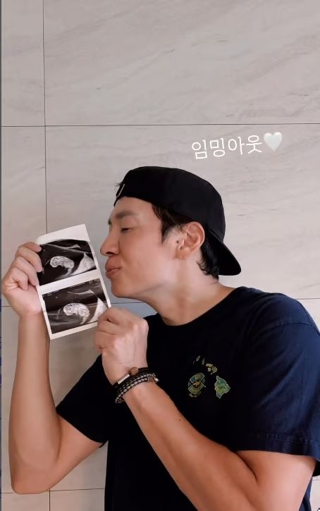 [서울=뉴시스] 팀. (사진 = 인스타그램 캡처) 2026.08.25. photo@newsis.com *재판매 및 DB 금지
