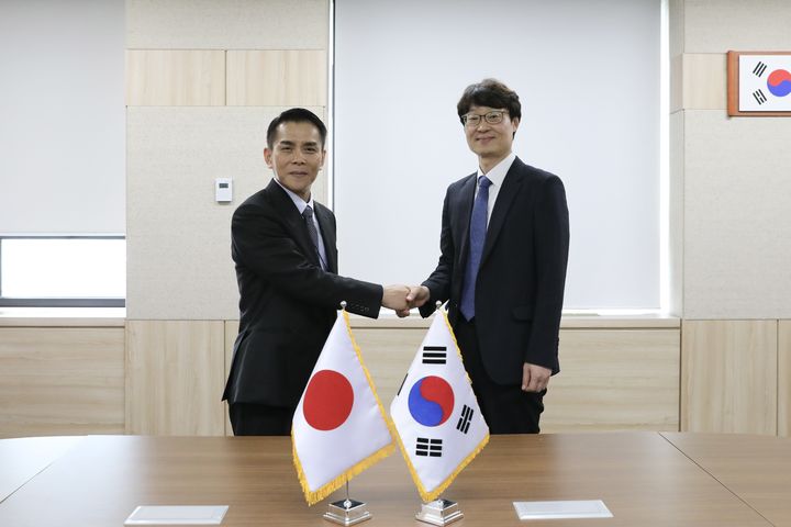 [세종=뉴시스] 국가데이터처는 25일부터 이틀간 대전정부청사에서 일본 통계청과 양자협력회의를 개최한다고 밝혔다. (사진=데이터처 제공) 2026.08.25. photo@newsis.com *재판매 및 DB 금지