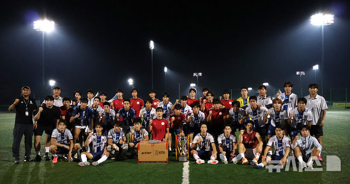 [김해=뉴시스]인제대 축구부 전국대회 입상. (사진=인제대 제공). 2026.08.25. photo@newsis.com