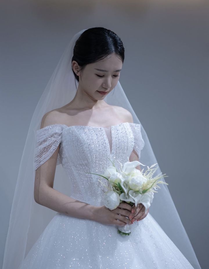 [서울=뉴시스] 송하예. (사진 = 인스타그램 캡처) 2026.08.25. photo@newsis.com *재판매 및 DB 금지