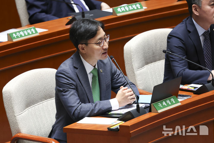 [서울=뉴시스] 김근수 기자 = 임광현 국세청장이 25일 서울 여의도 국회에서 열린 예산결산특별위원회 전체회의에서 질의에 답하고 있다. 2026.08.25. ks@newsis.com